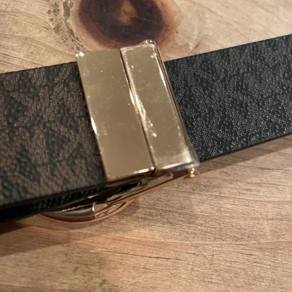 NWOT Women’s Michael Kors Gold Brown Black Reversible Belt Capsule Sz L